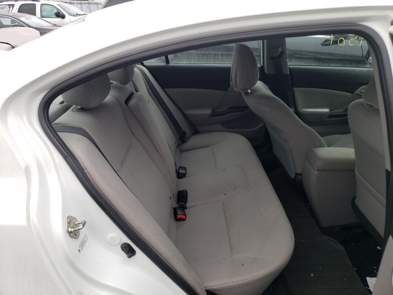 Photo 6 from auction – 2013 HONDA CIVIC LX with VIN 2HGFB2F47DH022235