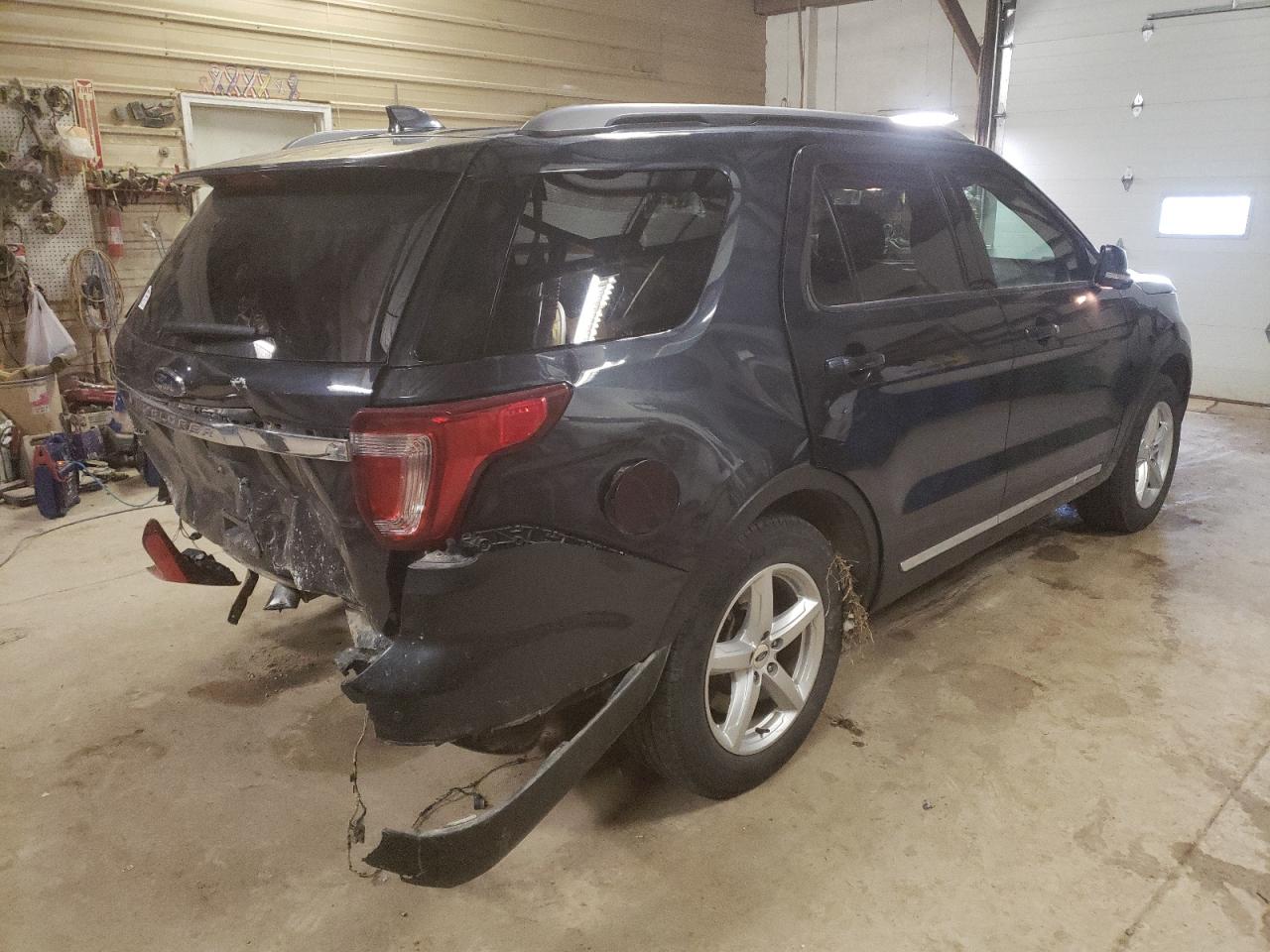 Photo 4 from auction – 2017 FORD EXPLORER X with VIN 1FM5K8DH3HGE35639