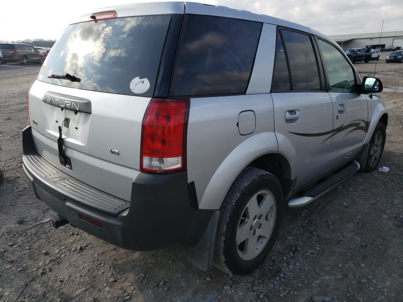 Photo 4 from auction – 2004 SATURN VUE with VIN 5GZCZ53484S836372