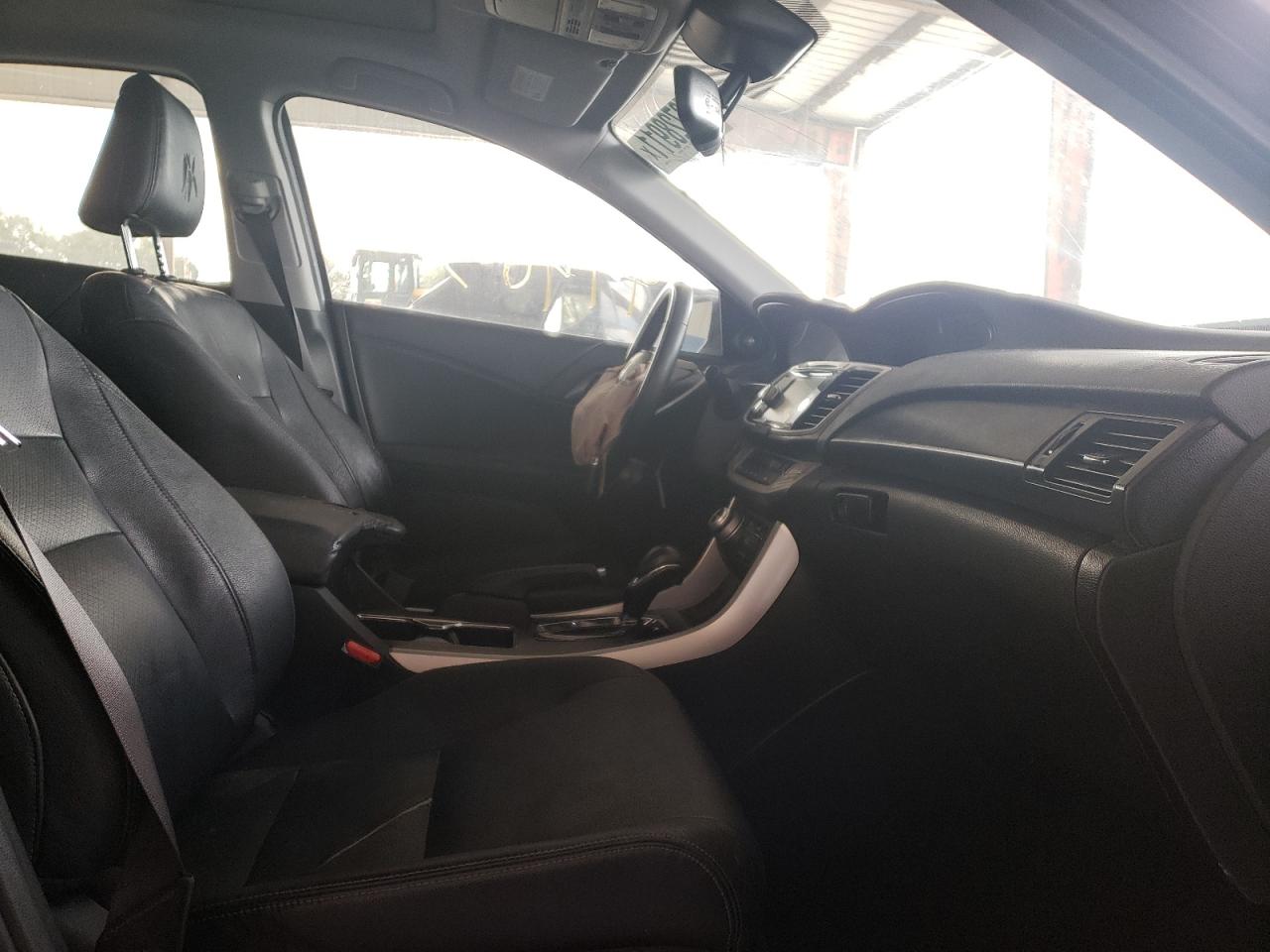 Photo 5 from auction – 2014 HONDA ACCORD EXL with VIN 1HGCR3F86EA005353