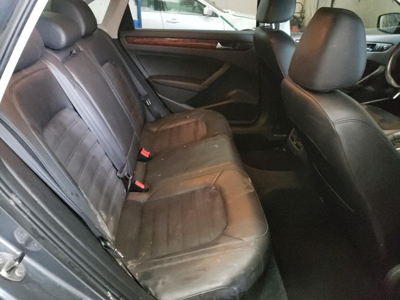 Photo 6 from auction – 2013 VOLKSWAGEN PASSAT SEL with VIN 1VWCN7A36DC084729