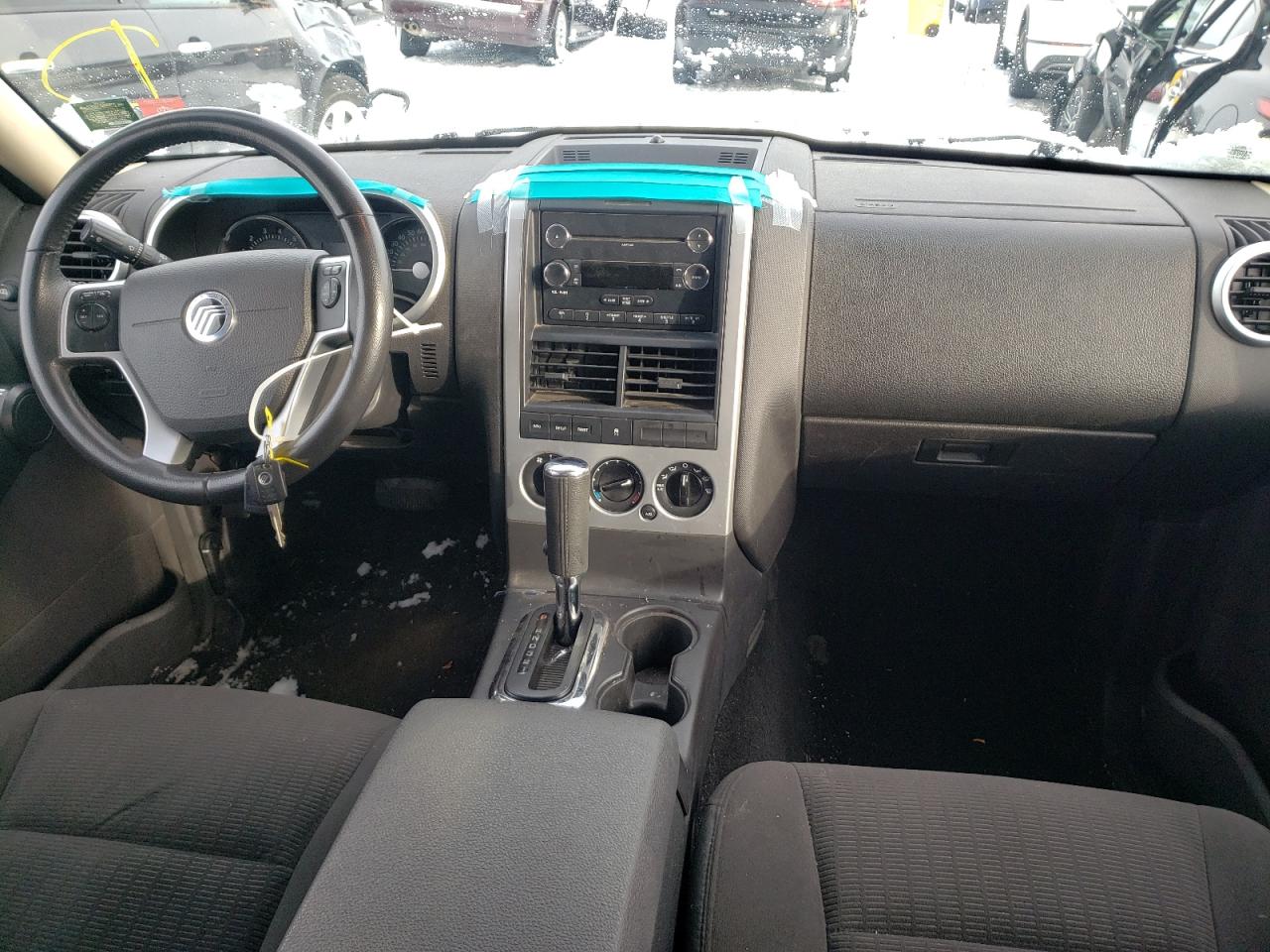 Photo 9 from auction – 2010 MERCURY MOUNTAINEE with VIN 4M2EN4HE8AUJ04044
