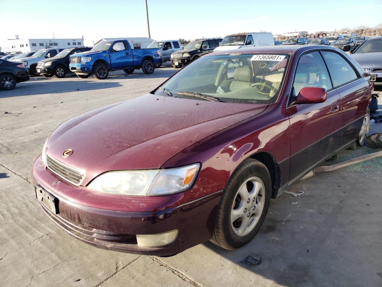 Photo 2 from auction – 1998 LEXUS ES 300 with VIN JT8BF28G7W5018283