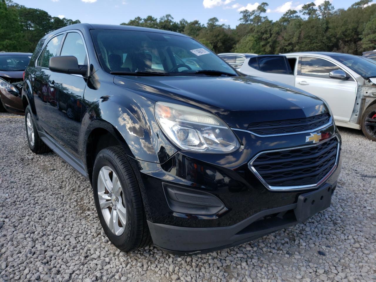 CHEVROLET EQUINOX LS 2017 with VIN 2GNALBEK4H1520047 - Photo from auction