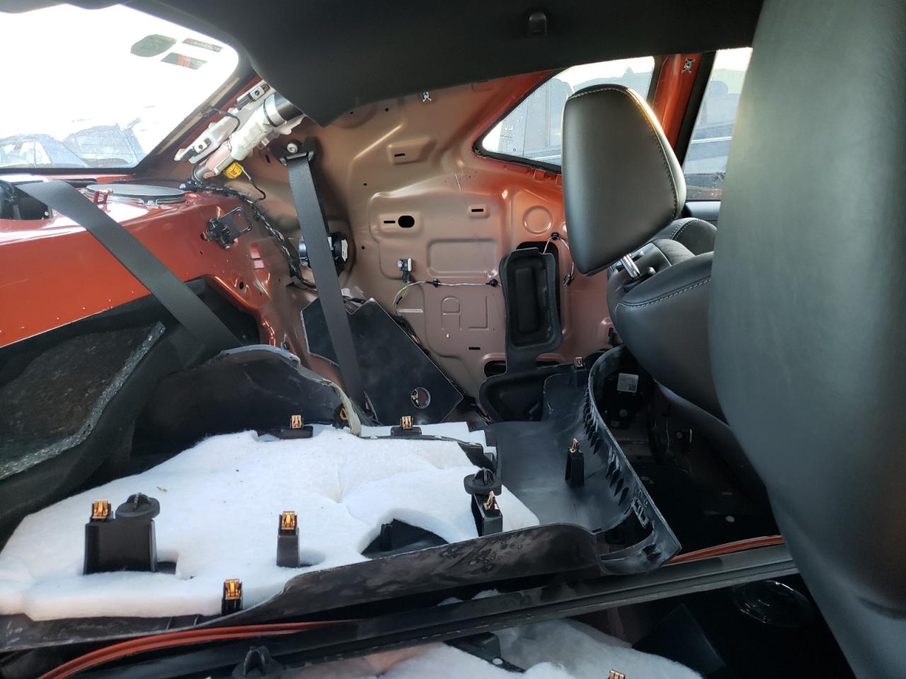 Photo 6 from auction – 2020 DODGE CHALLENGER with VIN 2C3CDZKGXLH251192