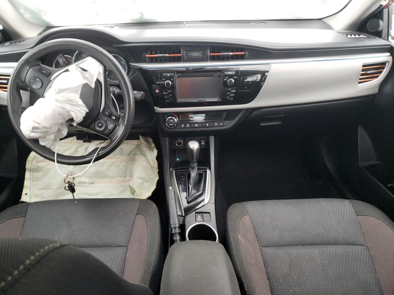 Photo 9 from auction – 2015 TOYOTA COROLLA L with VIN 5YFBURHE6FP283391