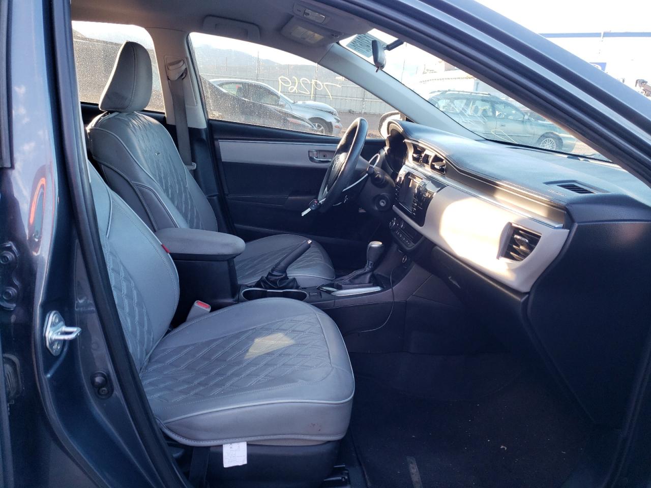 Photo 5 from auction – 2014 TOYOTA COROLLA L with VIN 2T1BURHE1EC183455