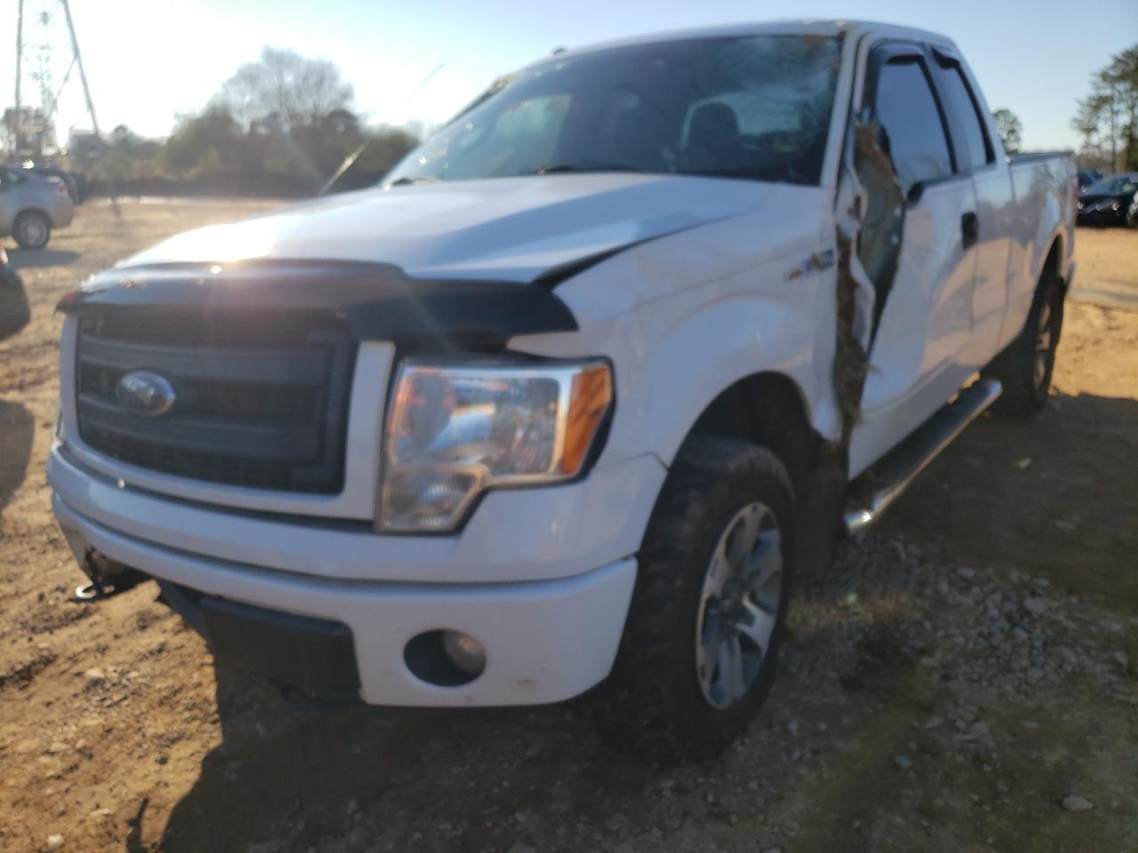 Photo 2 from auction – 2014 FORD F150 SUPER with VIN 1FTEX1EM3EFB70649