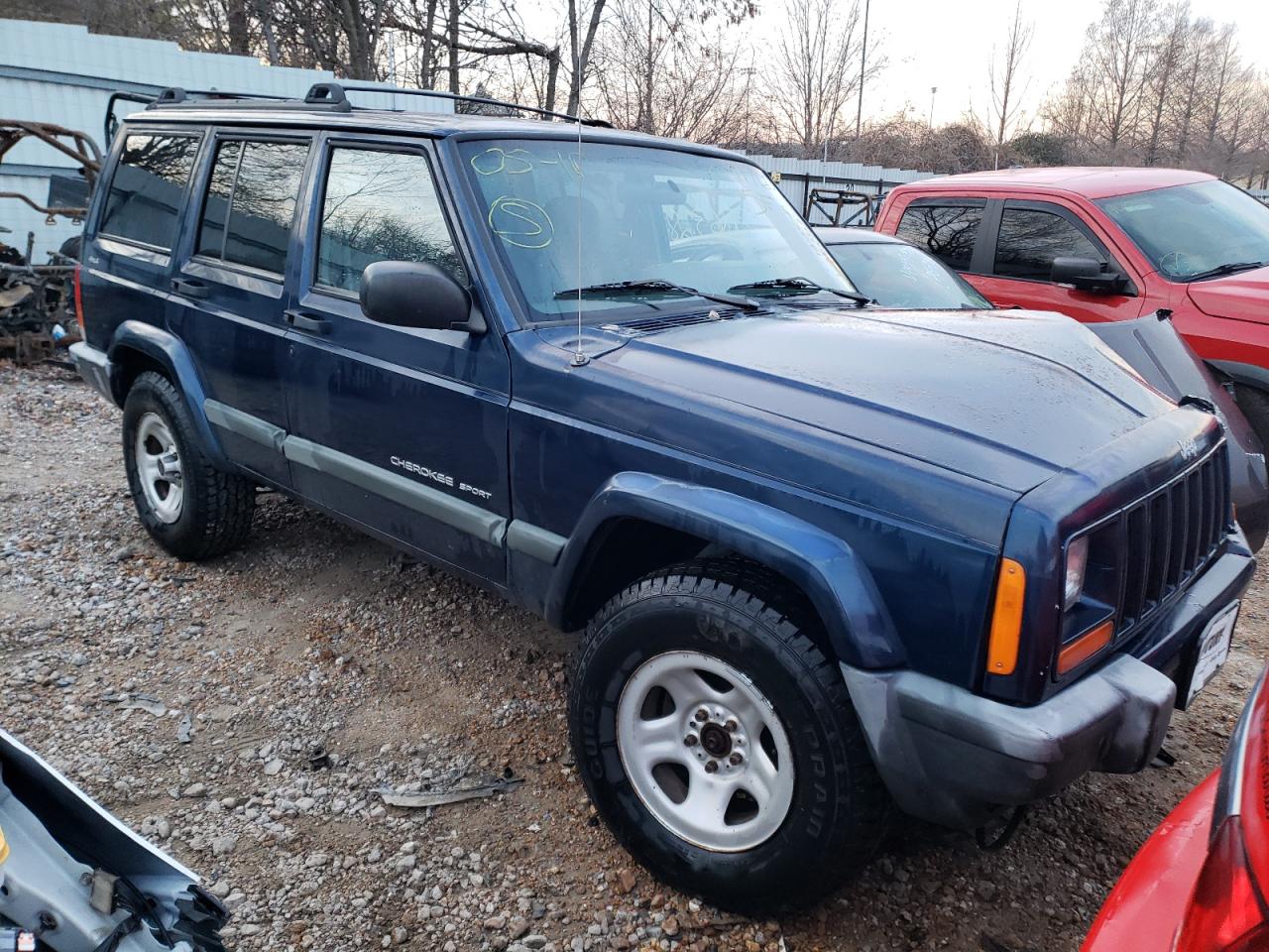JEEP CHEROKEE S 2000 z numerem VIN 1J4FF48SXYL162065 - Zdjęcie z aukcji