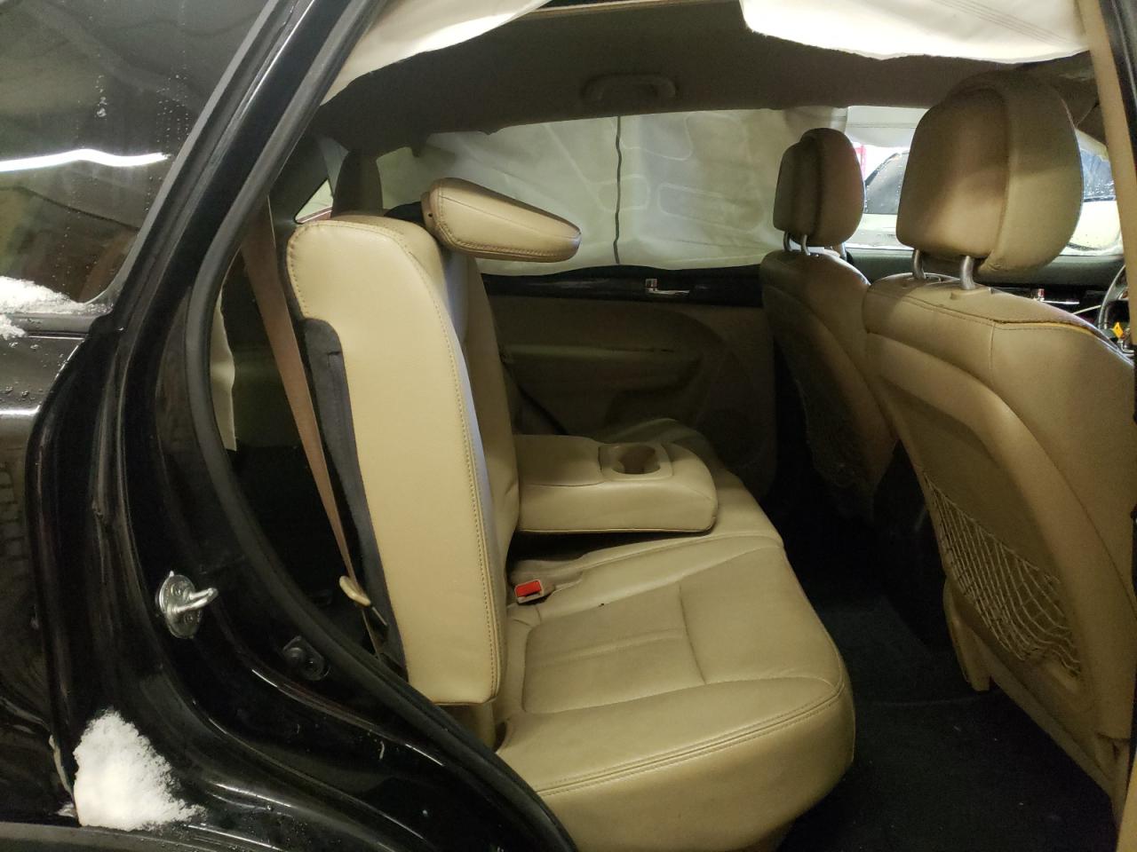 Photo 6 from auction – 2011 KIA SORENTO EX with VIN 5XYKU4A13BG030683