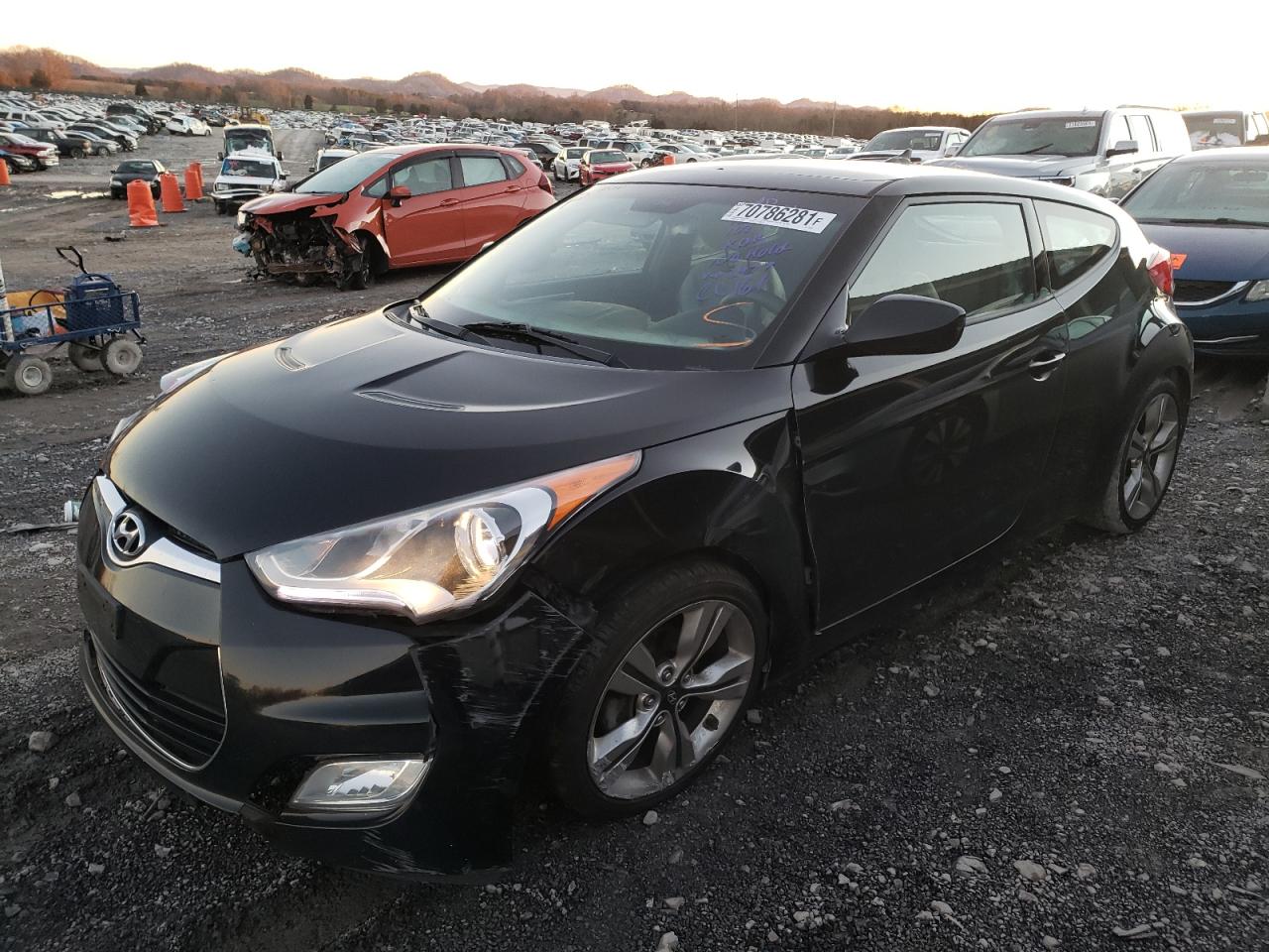 Photo 2 from auction – 2014 HYUNDAI VELOSTER with VIN KMHTC6AD9EU182477
