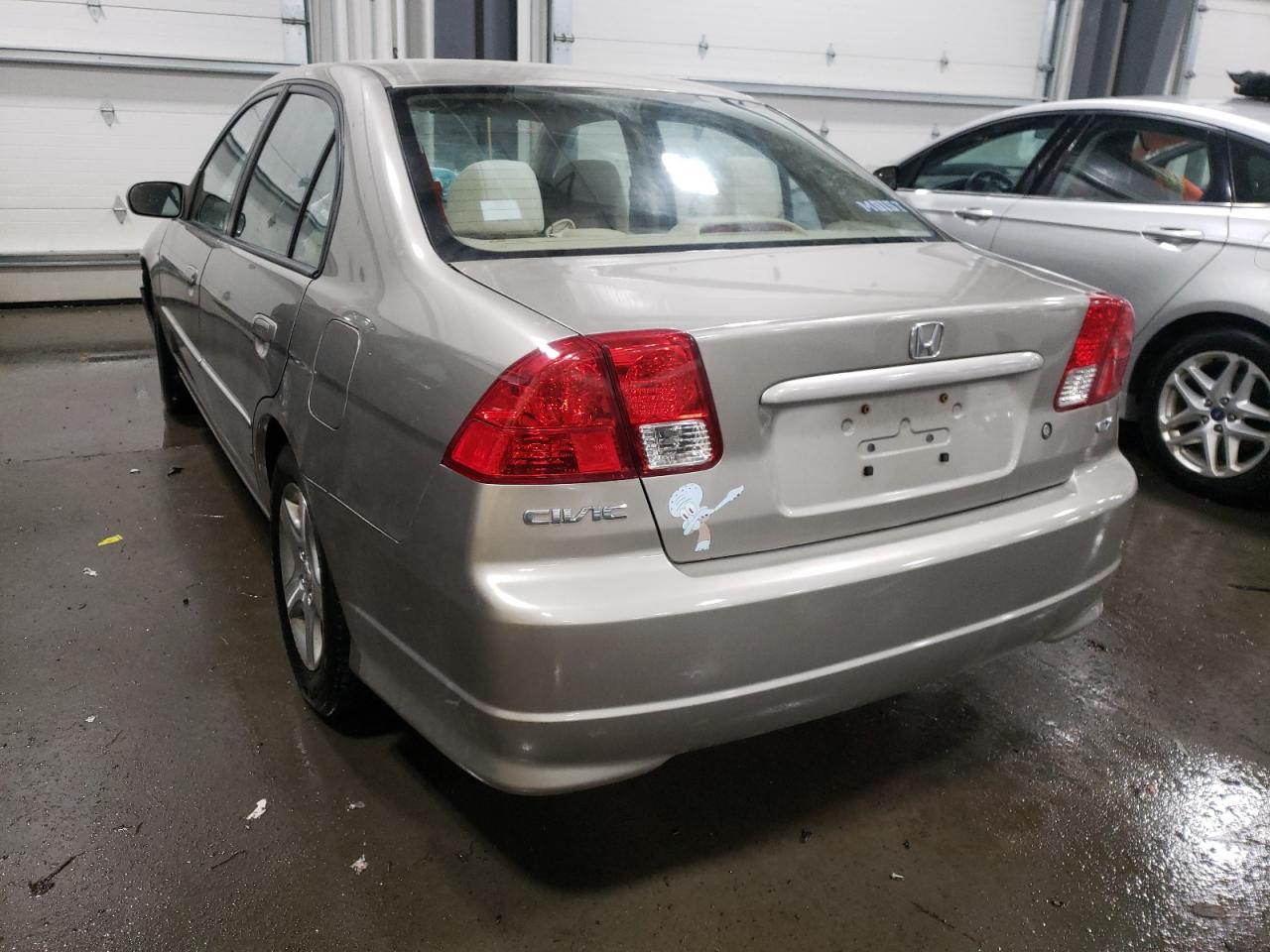 Photo 3 from auction – 2005 HONDA CIVIC EX with VIN 2HGES26845H515970