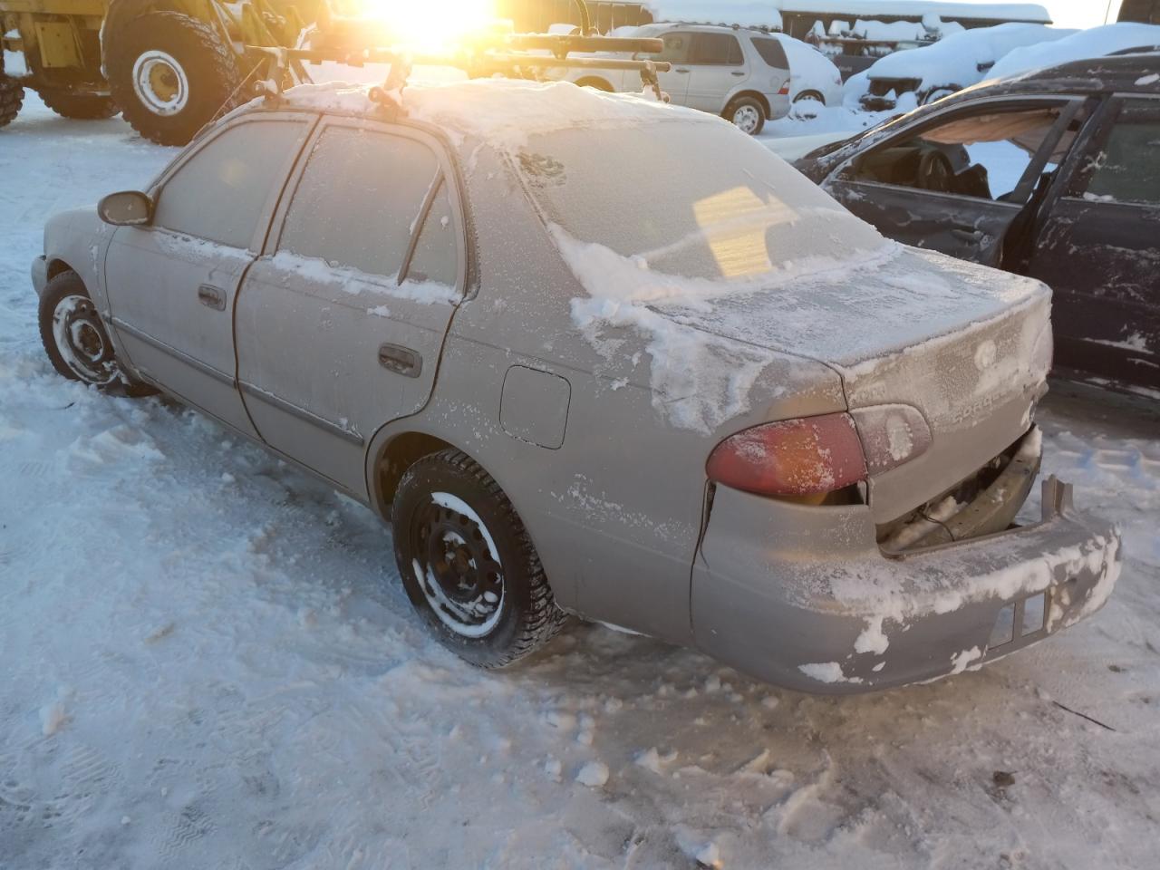 Photo 3 from auction – 1998 TOYOTA COROLLA VE with VIN 1NXBR12E6WZ039167