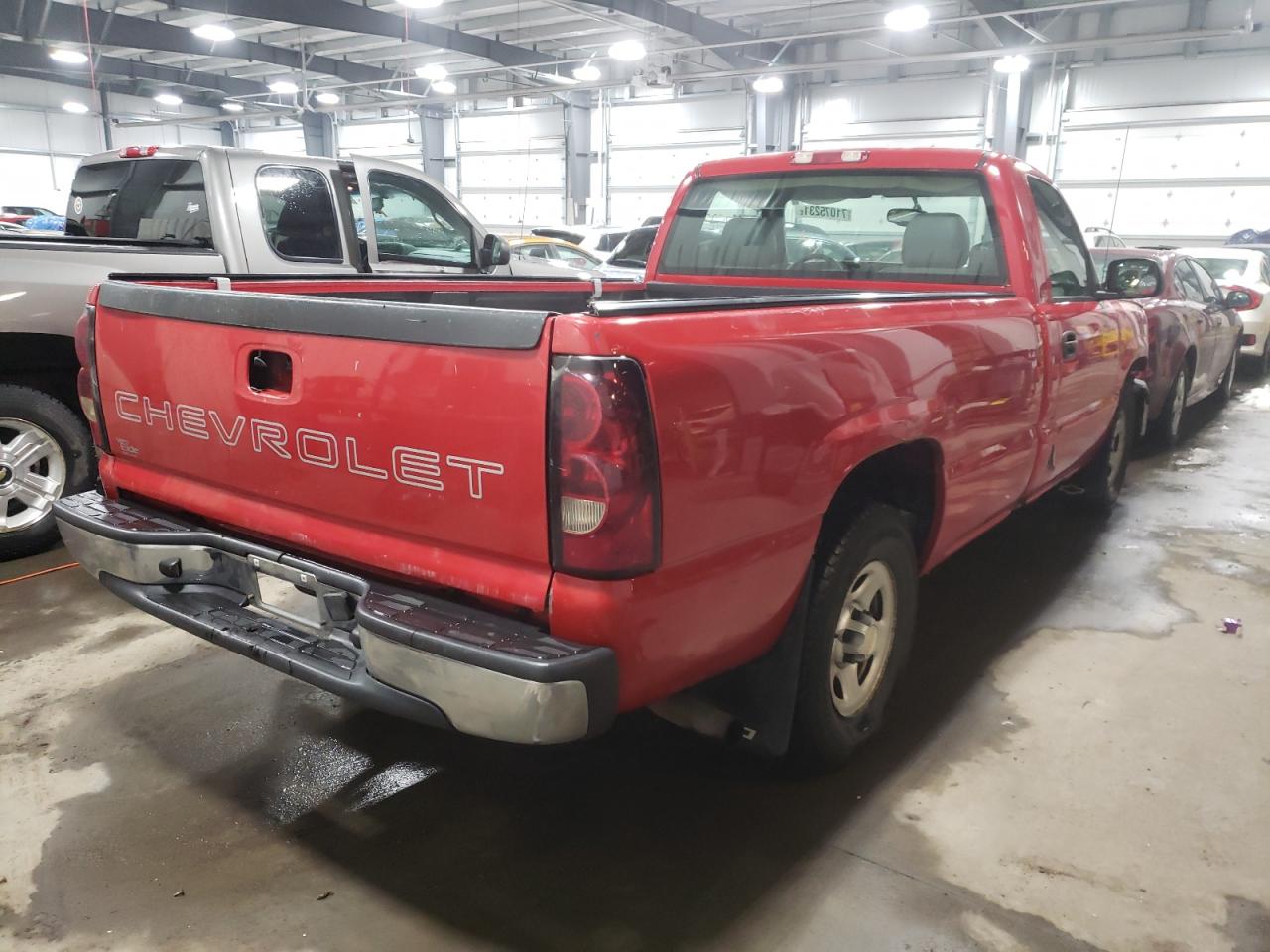 Фото 4 с аукциона – 2004 CHEVROLET SILVERADO с VIN 1GCEC14V34E201179