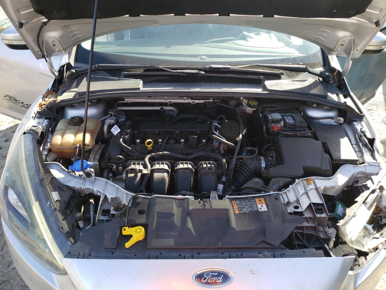 Photo 7 from auction – 2016 FORD FOCUS SE with VIN 1FADP3K27GL326325