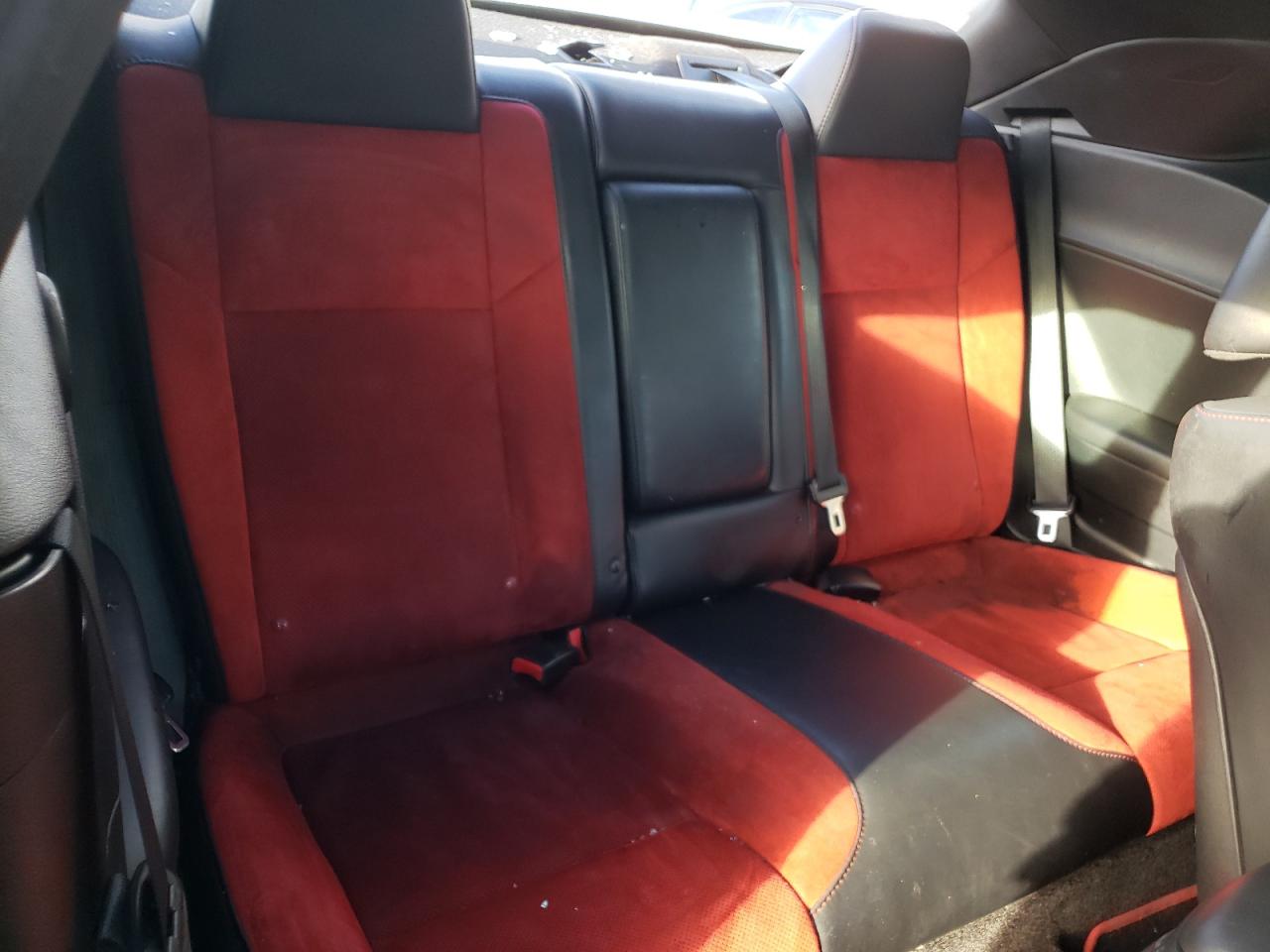 Photo 6 from auction – 2015 DODGE CHALLENGER with VIN 2C3CDZFJXFH787683