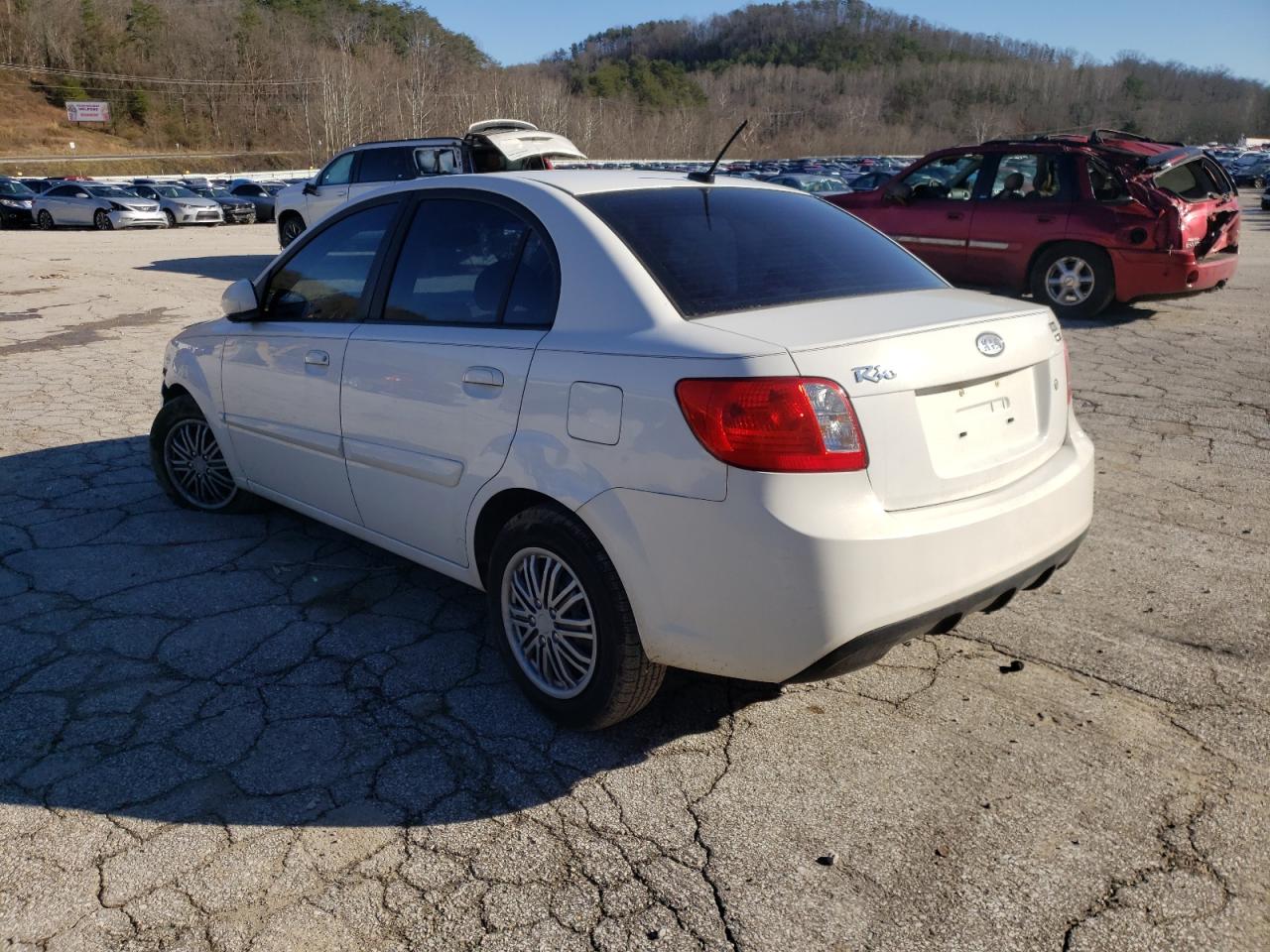 Photo 3 from auction – 2010 KIA RIO LX with VIN KNADH4A39A6628158