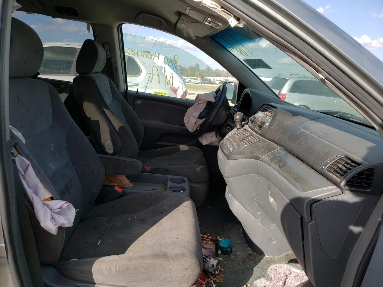 Photo 5 from auction – 2005 HONDA ODYSSEY EX with VIN 5FNRL38455B052904