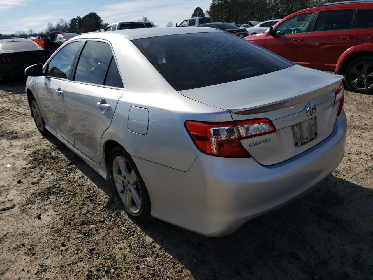 Photo 3 from auction – 2013 TOYOTA CAMRY L with VIN 4T1BF1FK9DU239174