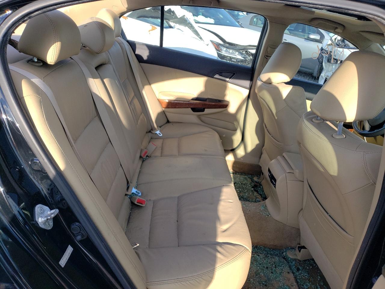 Photo 6 from auction – 2011 HONDA ACCORD EXL with VIN 1HGCP3F82BA017307