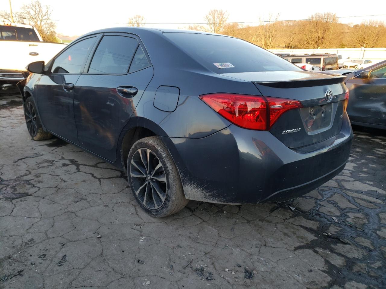 Photo 3 from auction – 2017 TOYOTA COROLLA L with VIN 5YFBURHE0HP689136