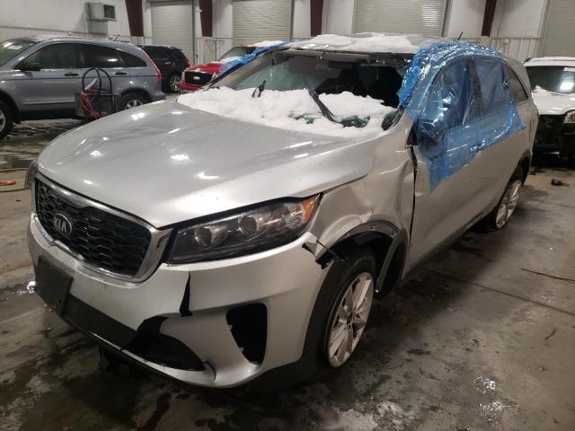 Photo 2 from auction – 2019 KIA SORENTO LX with VIN 5XYPGDA52KG558683