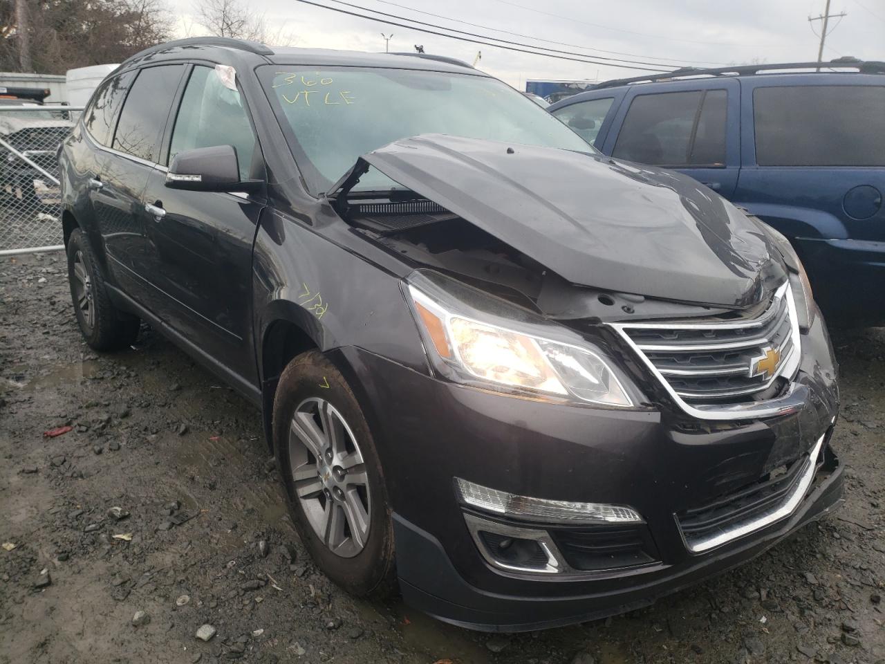 CHEVROLET TRAVERSE L 2017 with VIN 1GNKRGKD2HJ204772 - Photo from auction