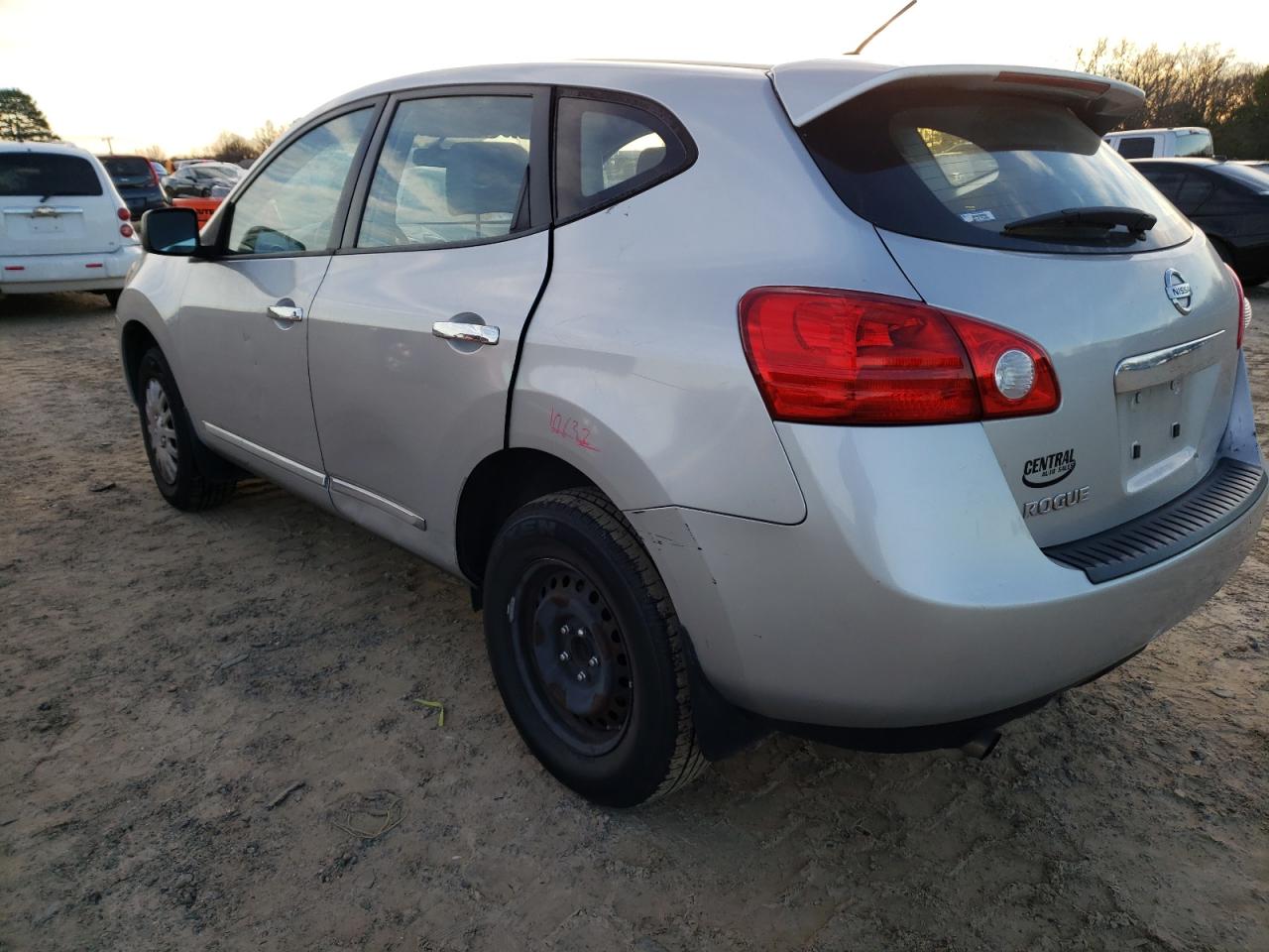 Photo 3 from auction – 2013 NISSAN ROGUE S with VIN JN8AS5MT9DW518910