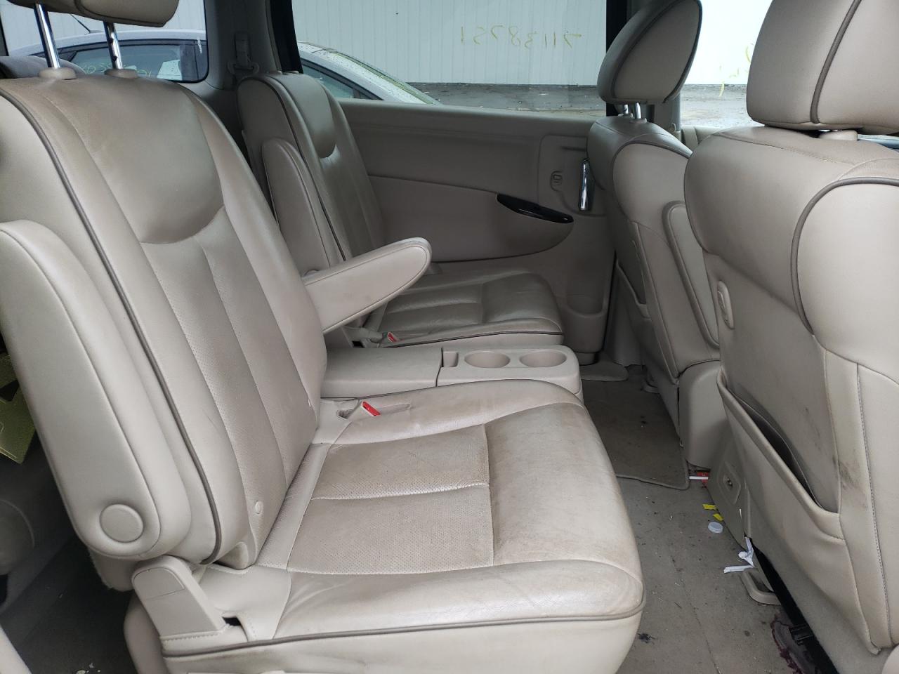 Photo 6 from auction – 2011 NISSAN QUEST S with VIN JN8AE2KP1B9009739