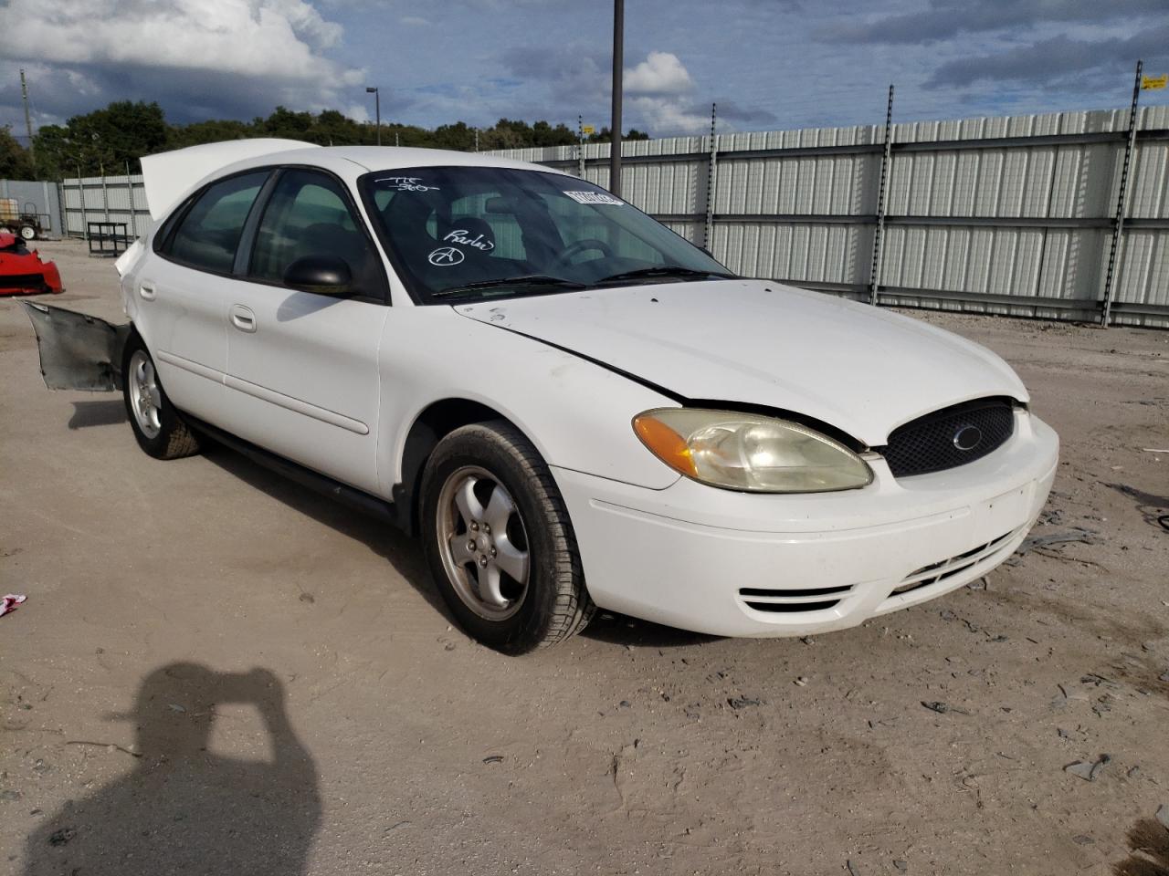 FORD TAURUS SE 2006 with VIN 1FAFP53U36A115122 - Photo from auction