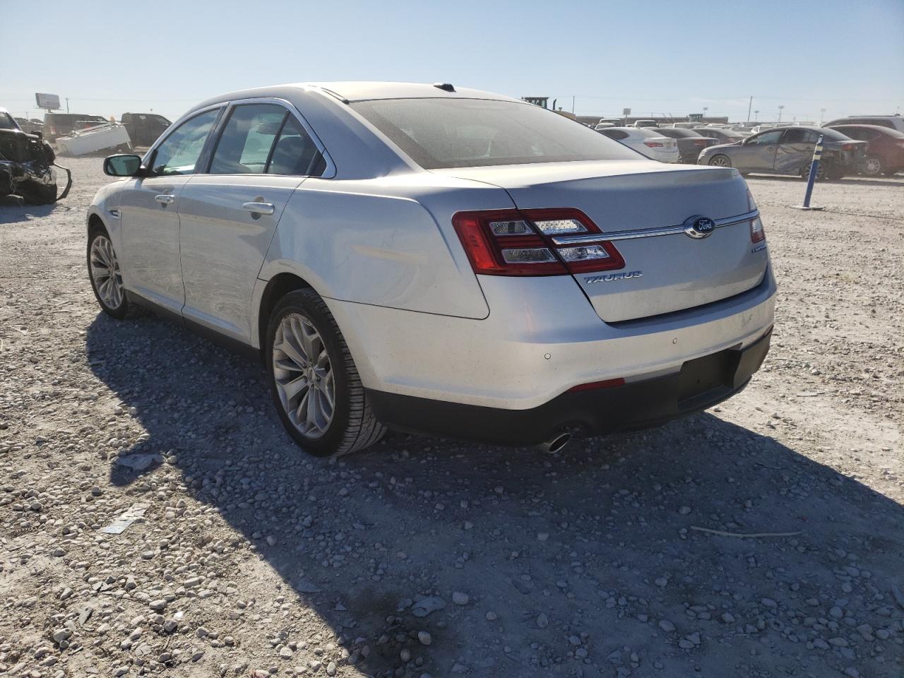 Photo 3 from auction – 2019 FORD TAURUS LIM with VIN 1FAHP2F87KG109871