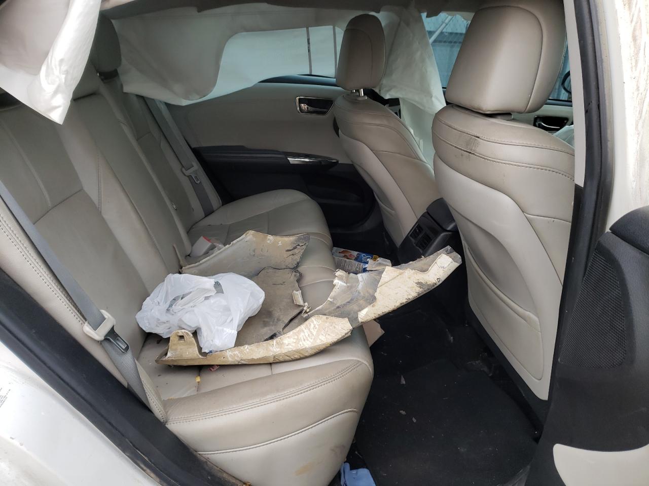 Photo 6 from auction – 2015 TOYOTA AVALON XLE with VIN 4T1BK1EB3FU178114