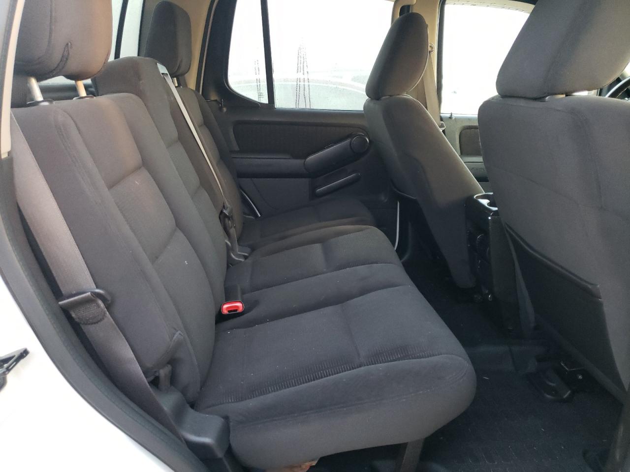 Photo 6 from auction – 2009 FORD EXPLORER S with VIN 1FMEU31E89UA27311