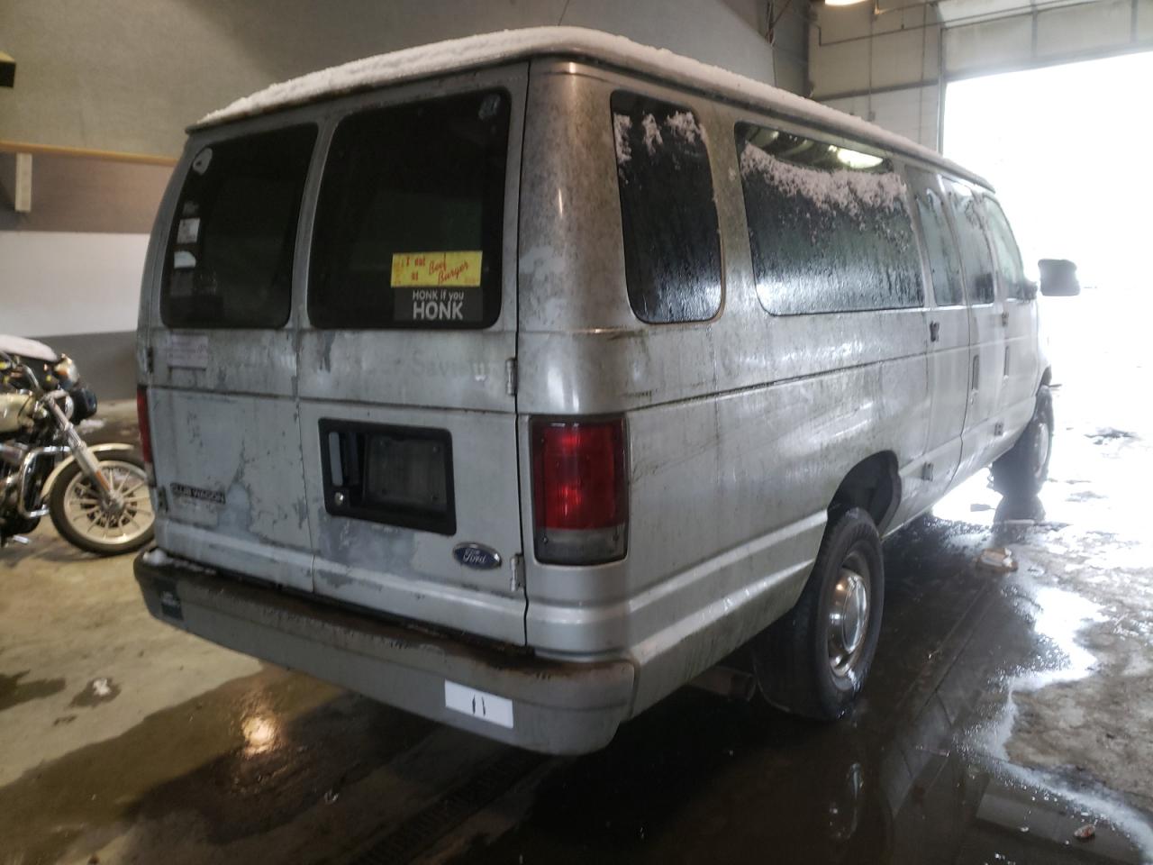 Photo 4 from auction – 1998 FORD ECONOLINE with VIN 1FBSS31L3WHA30931