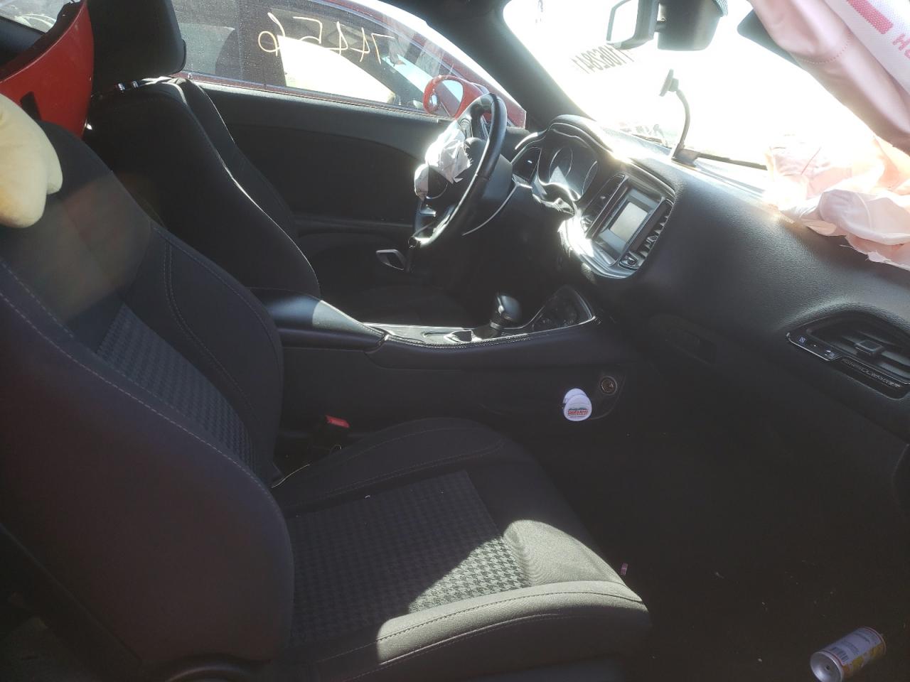 Photo 5 from auction – 2017 DODGE CHALLENGER with VIN 2C3CDZBT3HH517737
