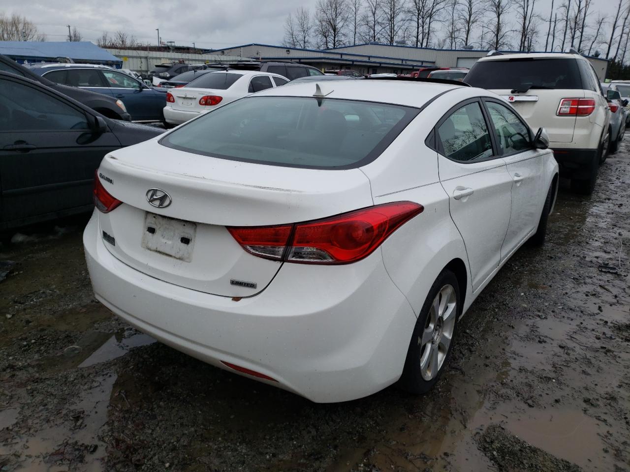 Photo 4 from auction – 2012 HYUNDAI ELANTRA GL with VIN 5NPDH4AE3CH137890