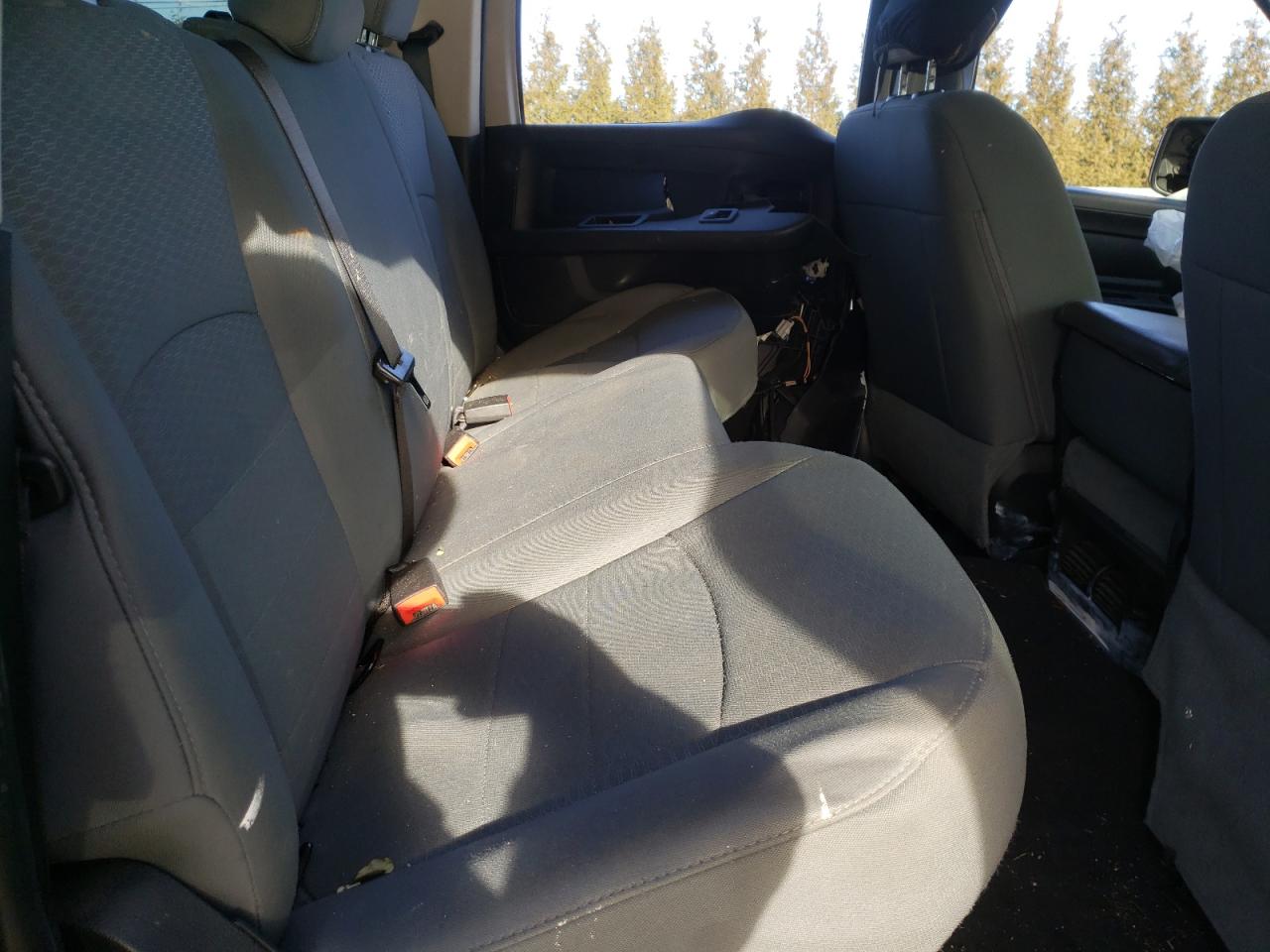 Photo 6 from auction – 2016 RAM 1500 ST with VIN 3C6RR7KT0GG371458