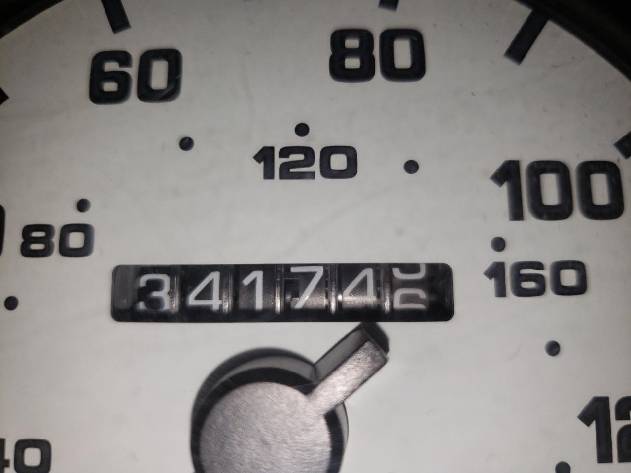 Photo 8 from auction – 1996 NISSAN MAXIMA GLE with VIN JN1CA21D9TT183086