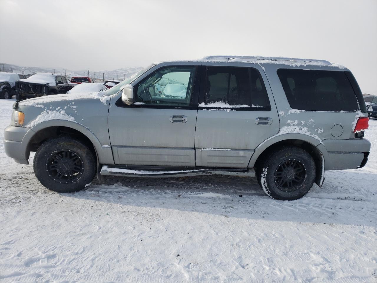 Photo 9 from auction – 2006 FORD EXPEDITION with VIN 1FMFU20536LA85750