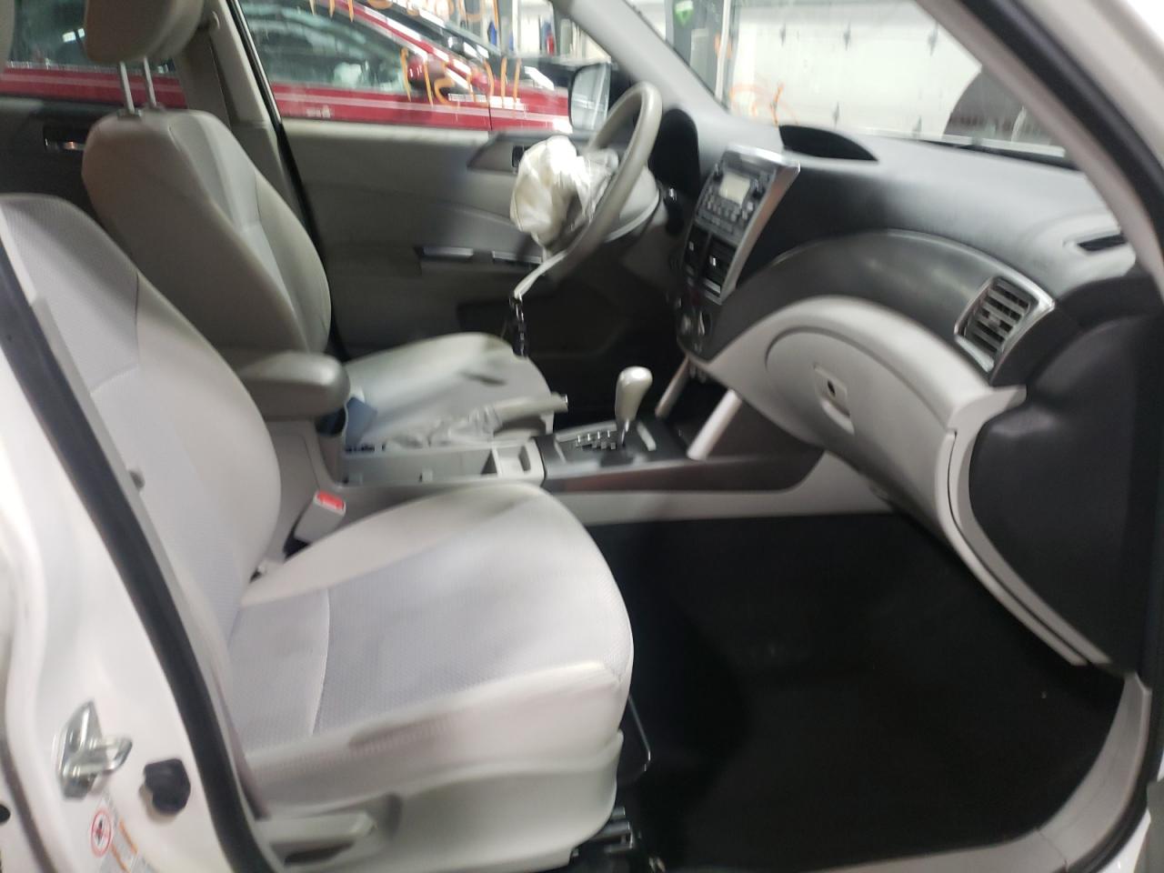 Photo 5 from auction – 2011 SUBARU FORESTER 2 with VIN JF2SHADC3BH746976