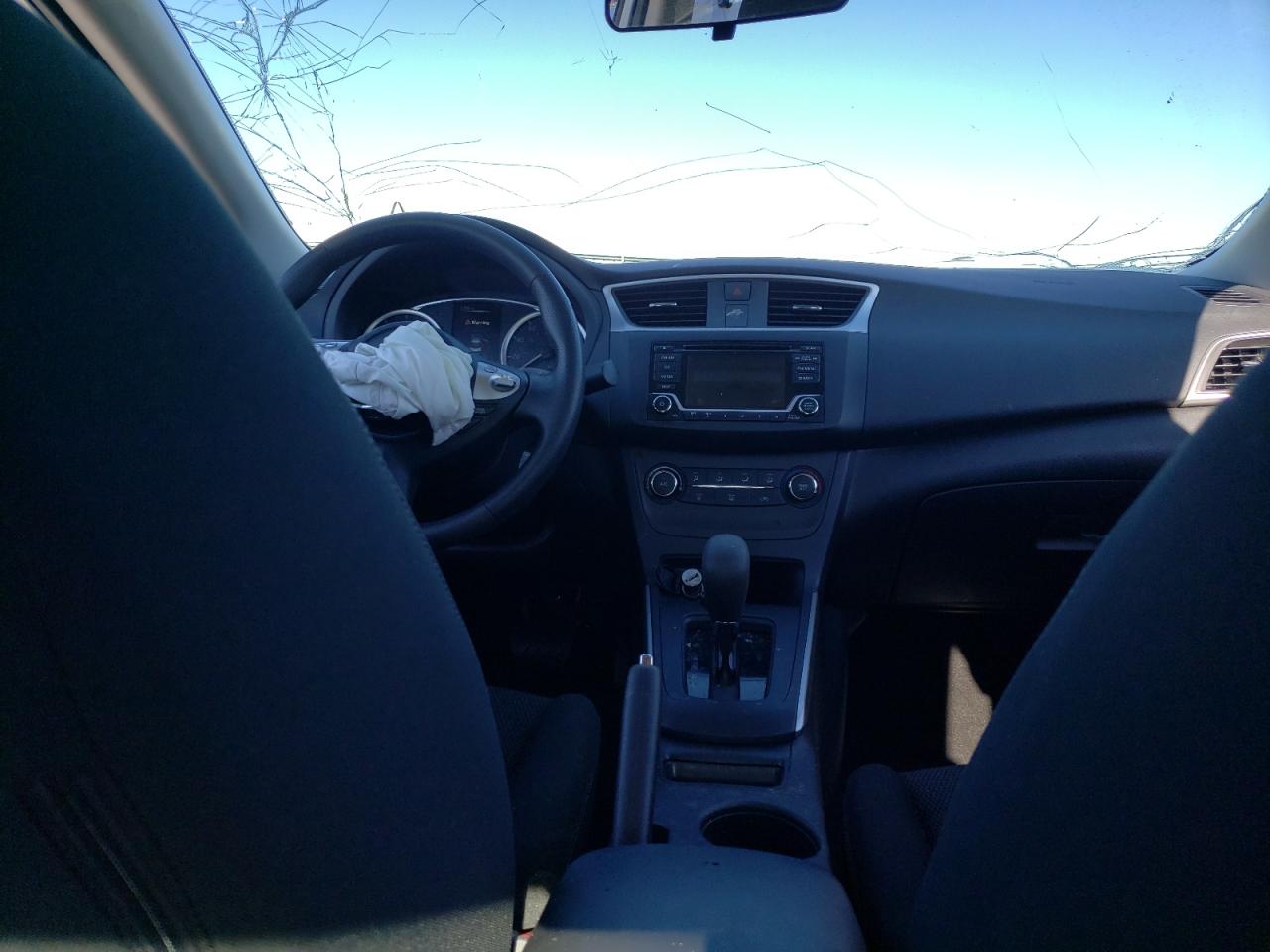 Photo 9 from auction – 2018 NISSAN SENTRA S with VIN 3N1AB7AP1JY347978