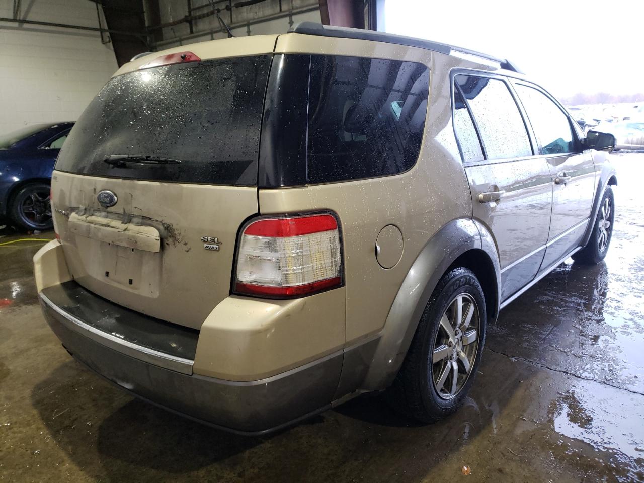 Photo 4 from auction – 2008 FORD TAURUS X S with VIN 1FMDK05W38GA26776