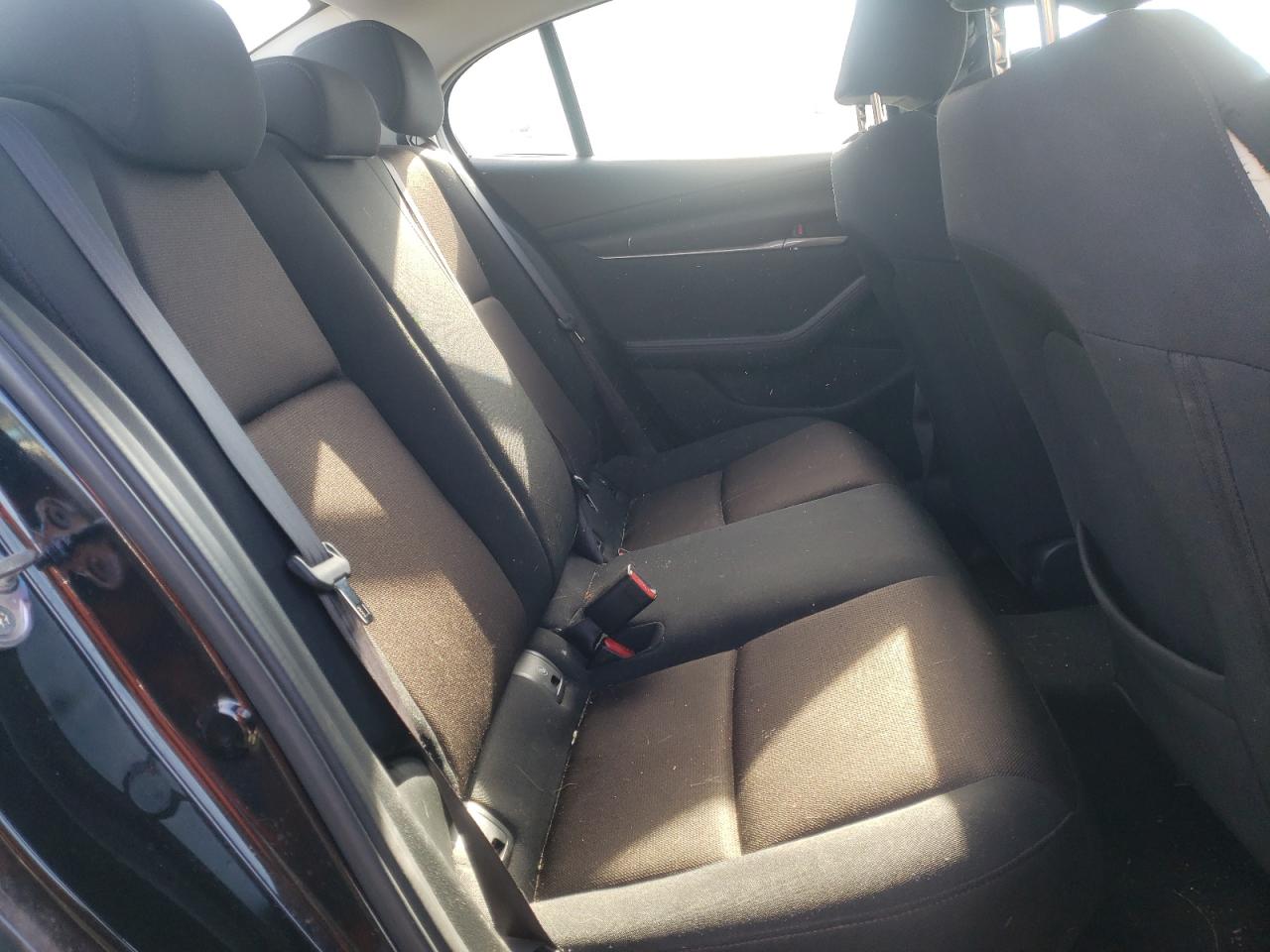 Photo 6 from auction – 2021 MAZDA 3 with VIN JM1BPAAL3M1309822