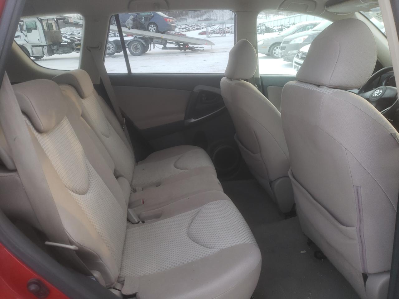 Photo 6 from auction – 2008 TOYOTA RAV4 with VIN JTMBK33V785050730