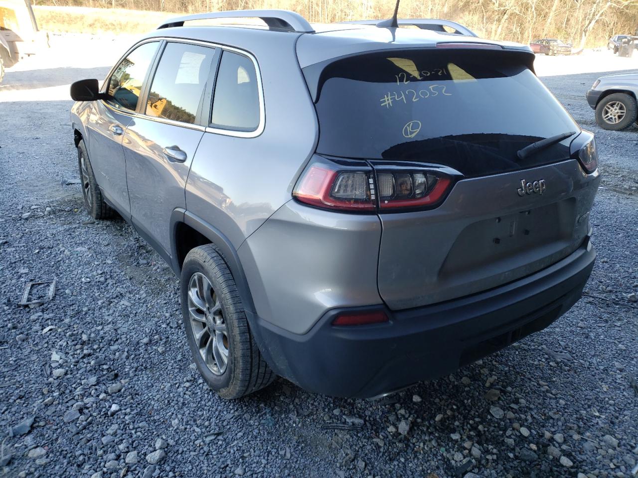 Photo 3 from auction – 2019 JEEP CHEROKEE L with VIN 1C4PJLLNXKD242052