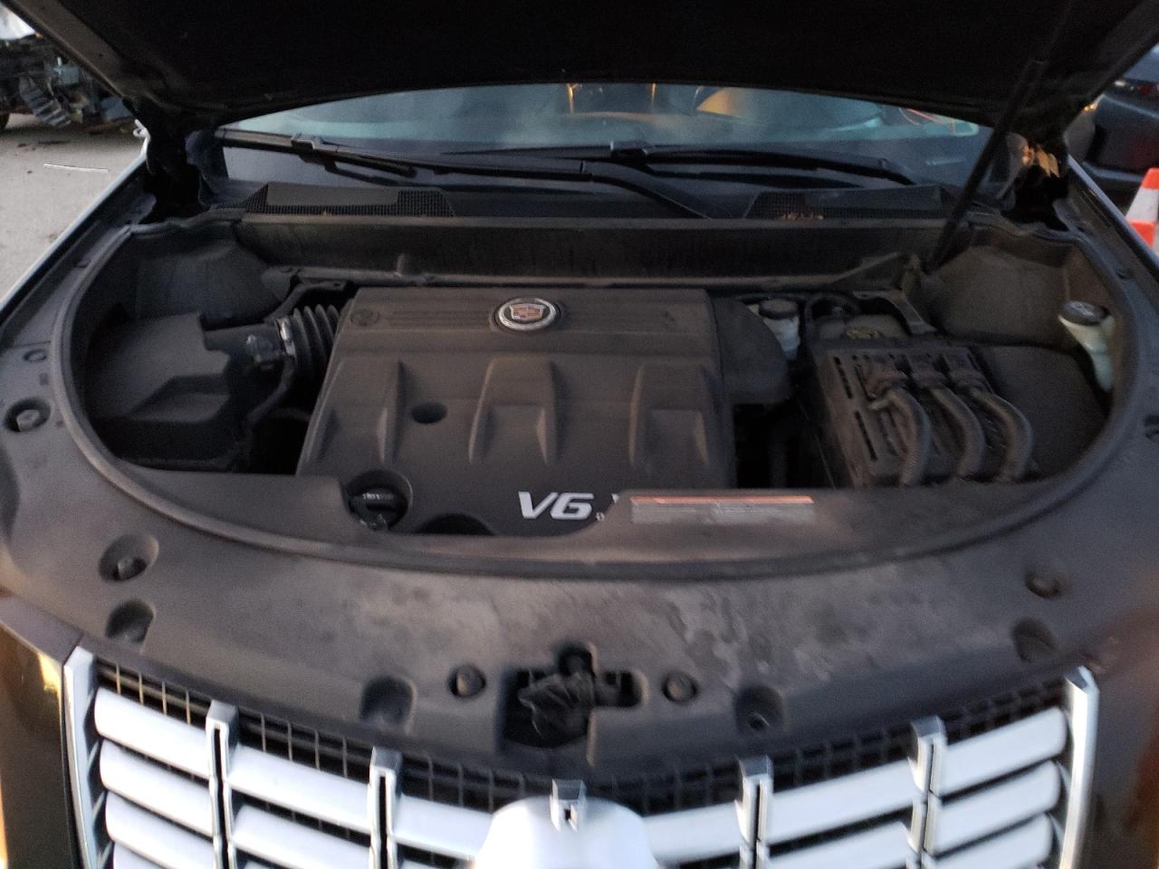Photo 7 from auction – 2016 CADILLAC SRX LUXURY with VIN 3GYFNEE32GS561910