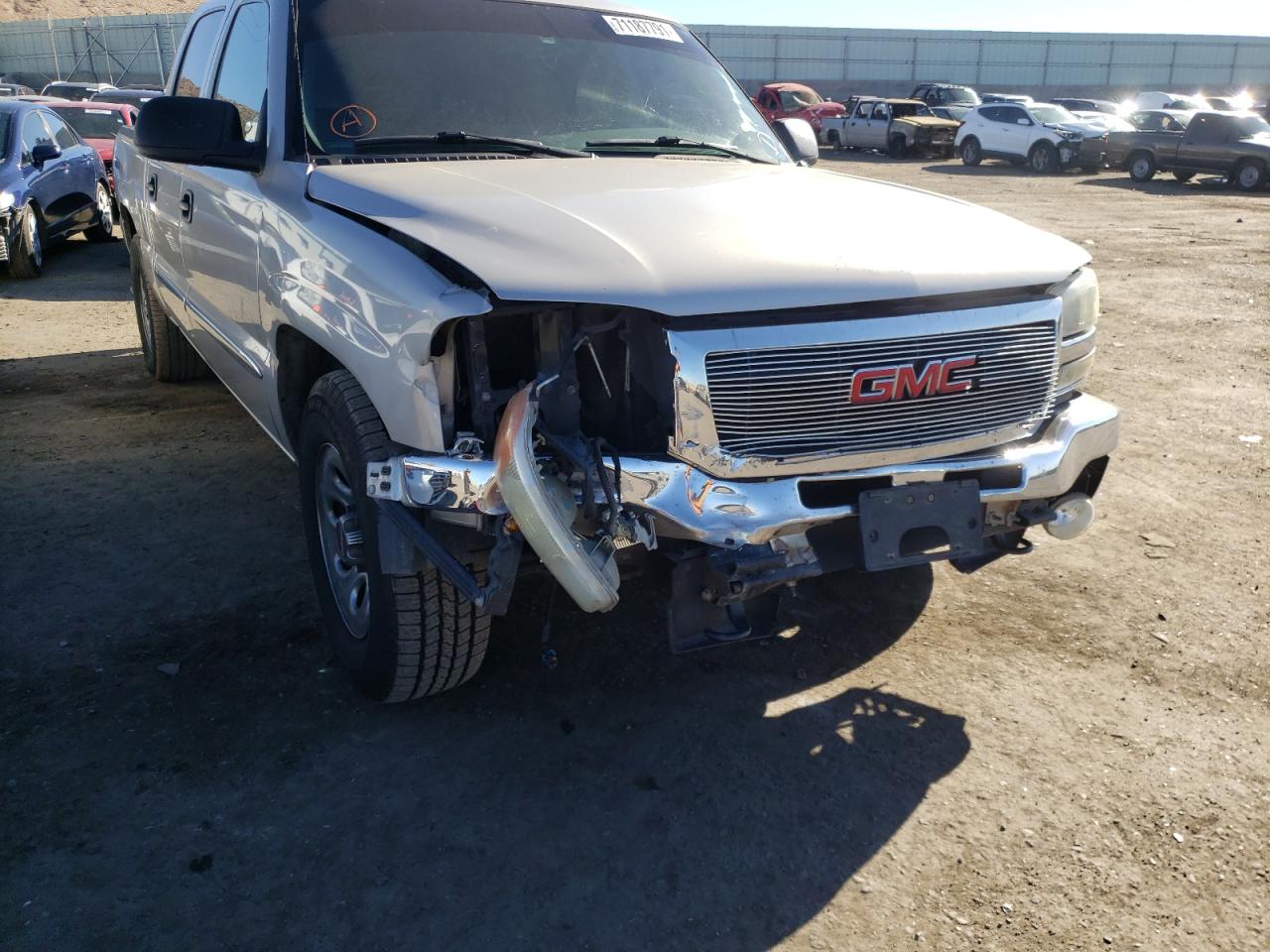 Zdjęcie 9 z aukcji – 2006 GMC NEW SIERRA z VIN 2GTEC13T761165243