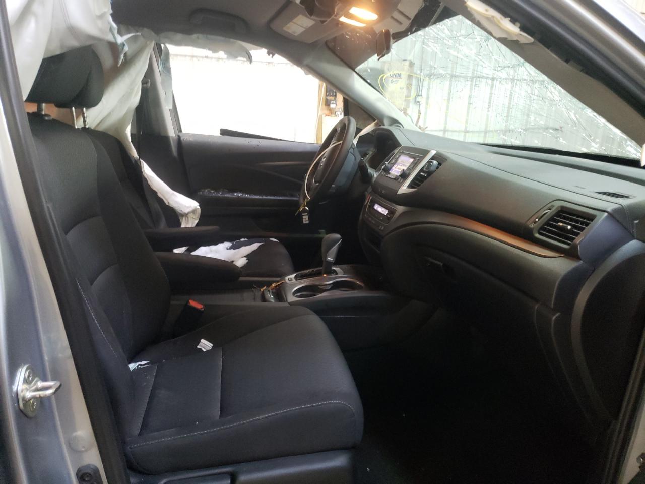 Photo 5 from auction – 2019 HONDA RIDGELINE with VIN 5FPYK3F1XKB027927