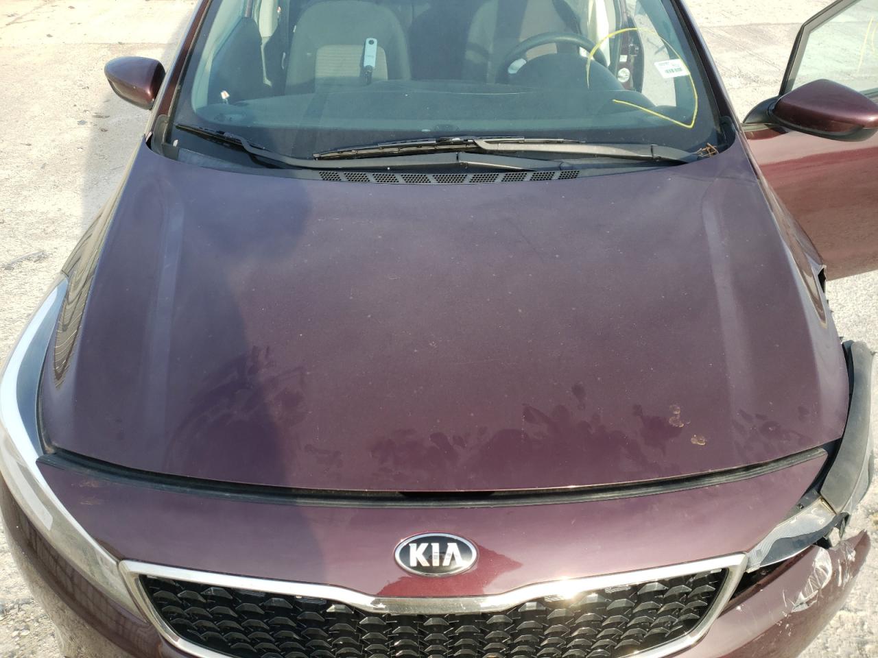 Photo 7 from auction – 2017 KIA FORTE LX with VIN 3KPFL4A77HE089430