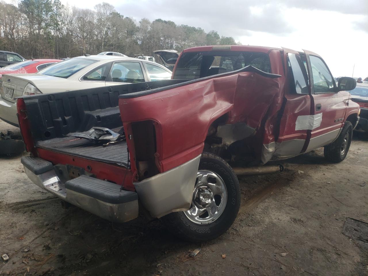 Photo 4 from auction – 2000 DODGE RAM 1500 with VIN 3B7HC13Y4YM242073